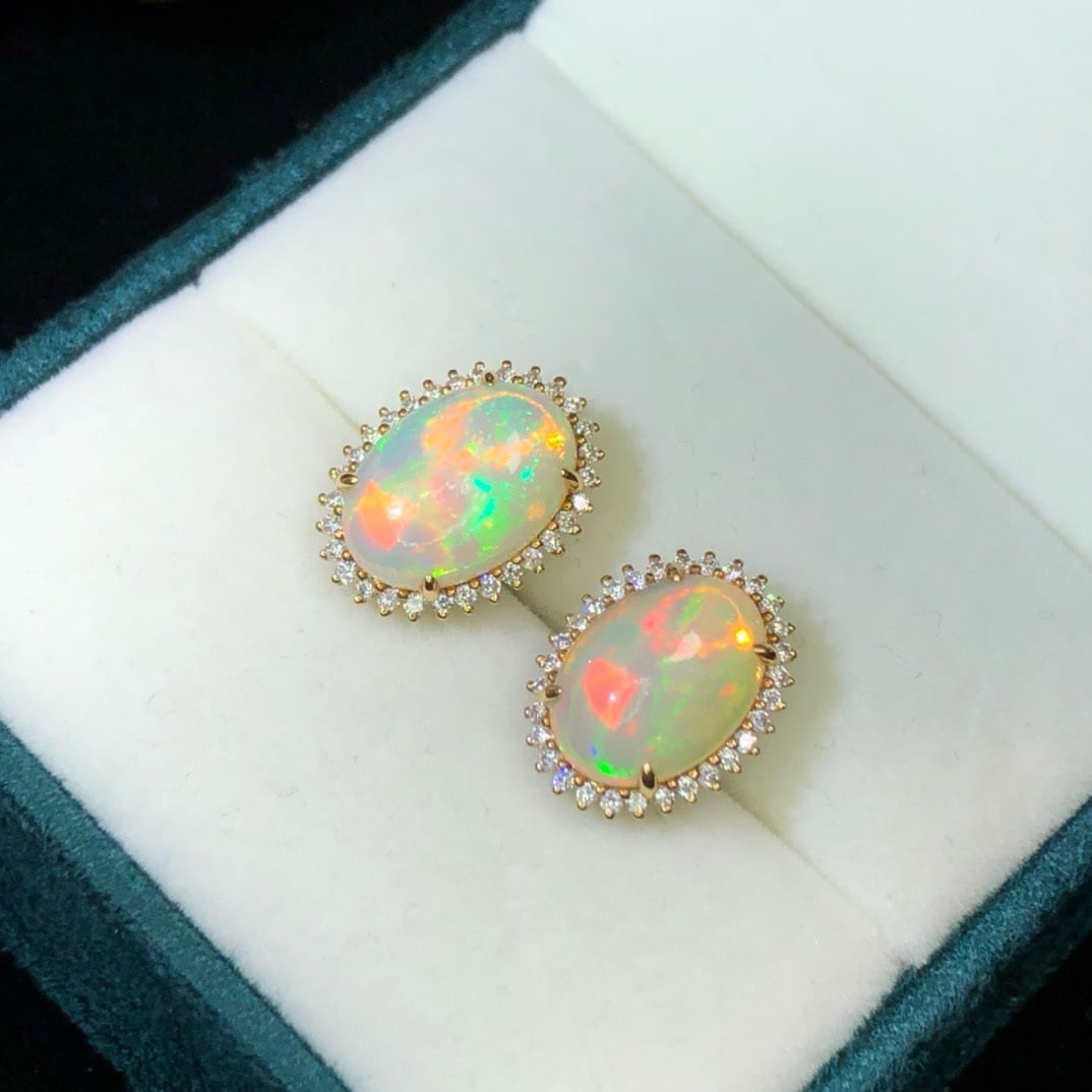 14k Gold 3.0 Ct Natural Opal & Diamond Earrings - 3