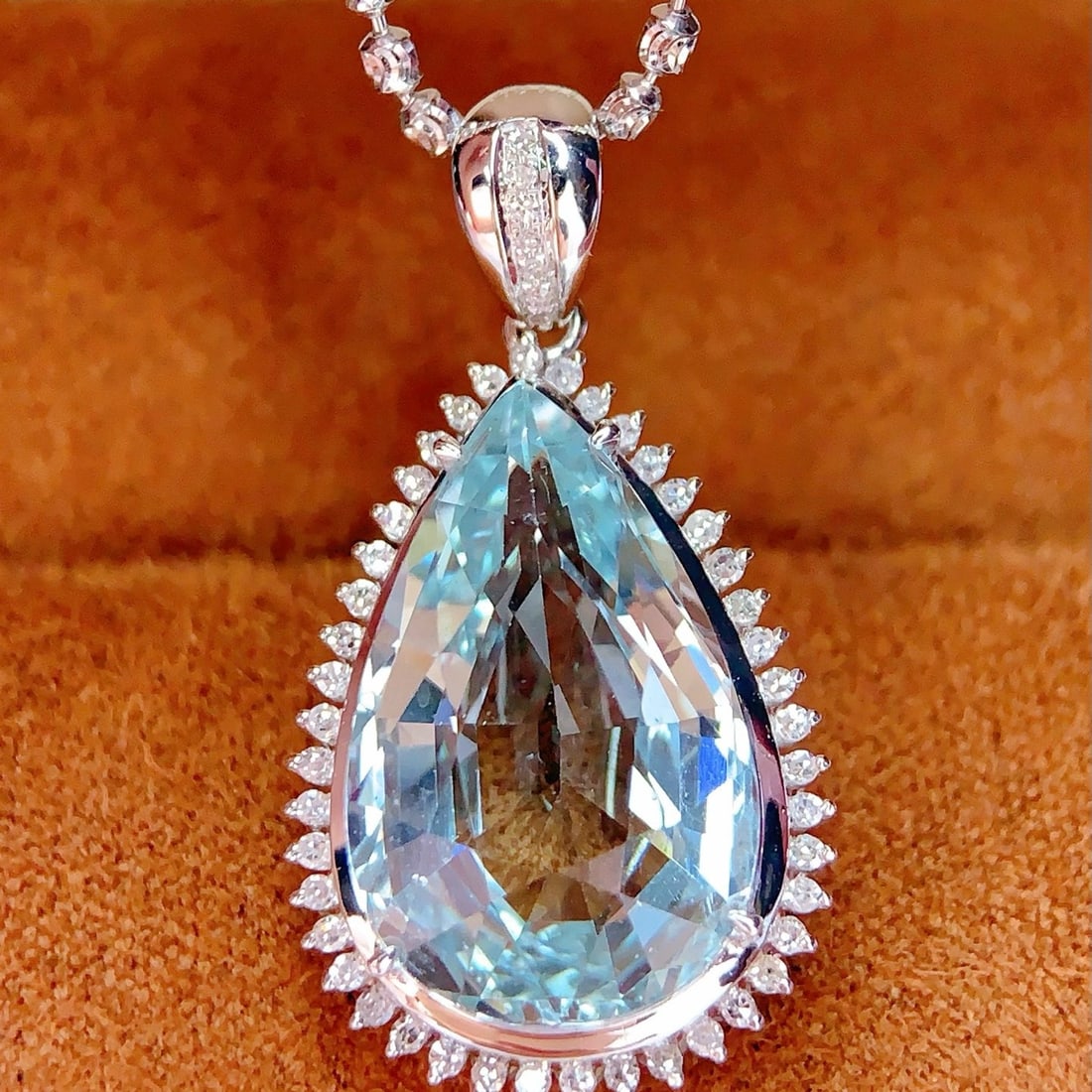 14k Gold 10.20 Ct Natural Aquamarine & Diamond Pendant( Without Chain ) - 3