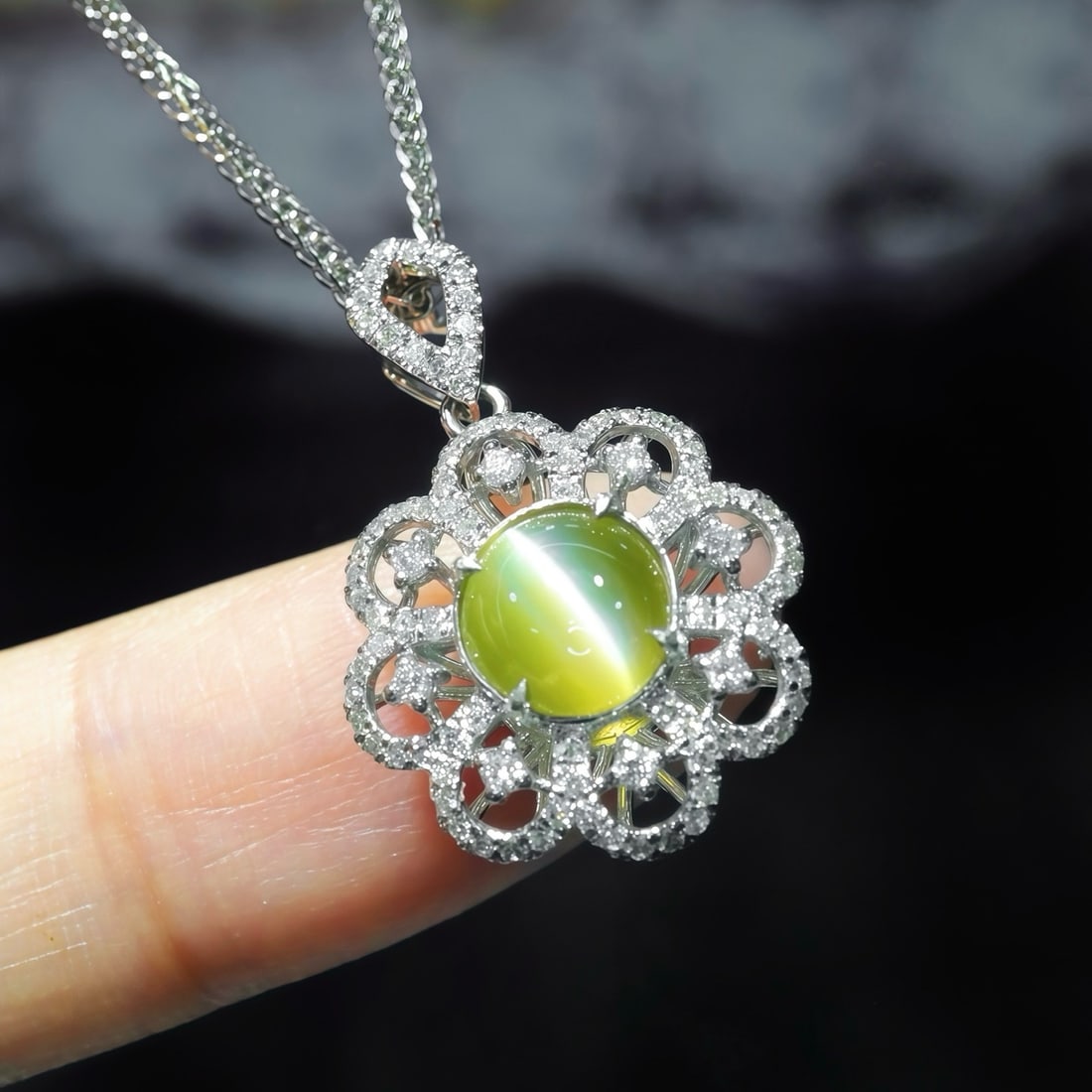 14k Gold 2.17 Ctw Natural Cat's?Eye Chrysoberyl & Diamond Pendant( Without Chain ) - 3