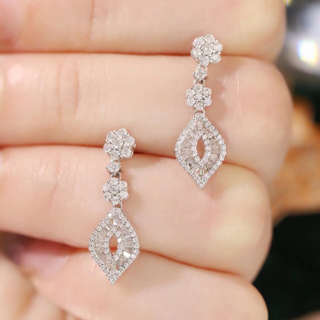 14k Gold 0.76 Ct Natural H Diamond Earrings - 6