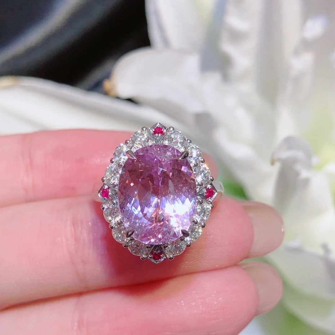14k Gold 7.7 Ct Natural Kunzite Ring - 2