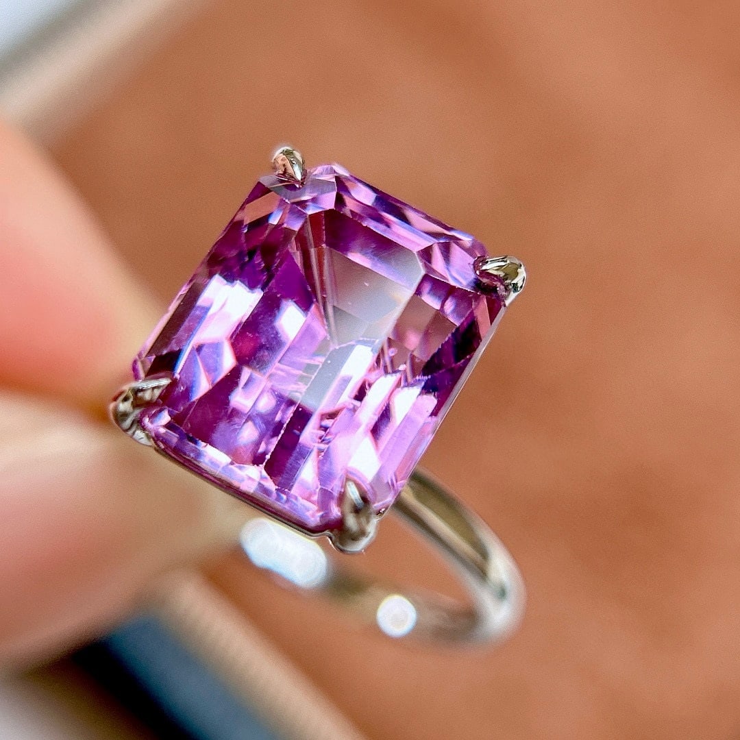 14k Gold 8.15 Ct Natural Kunzite Ring - 2