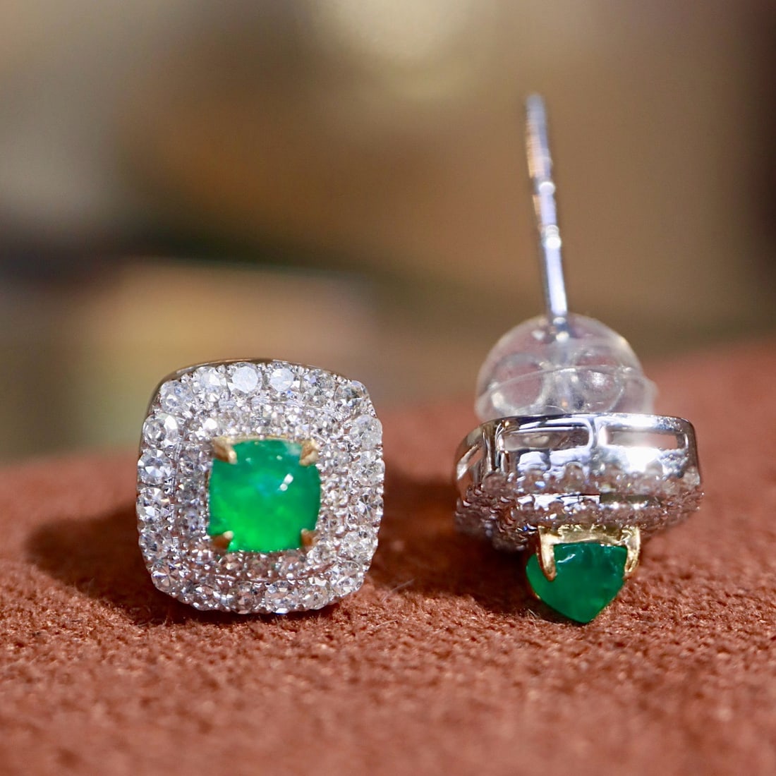 14k Gold 0.76 Ctw Natural Emerald & Diamond Earrings - 2