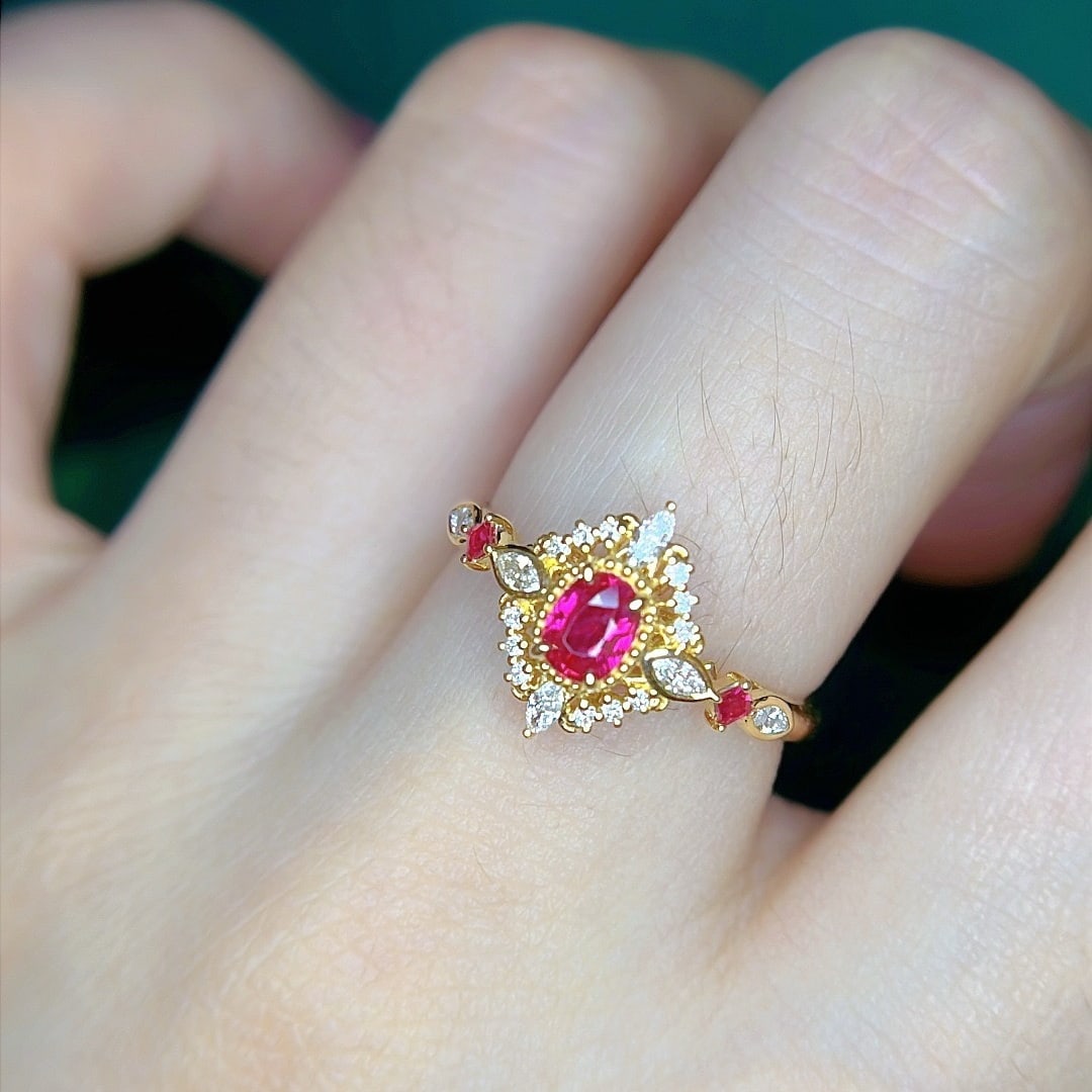 14k Gold 0.8 Ctw Natural Ruby & Diamond Ring - 4
