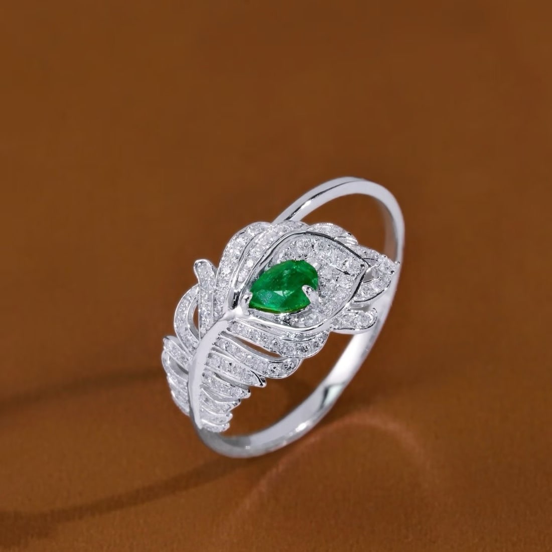 14k Gold 0.51 Ctw Natural Emerald & Diamond Ring - 3