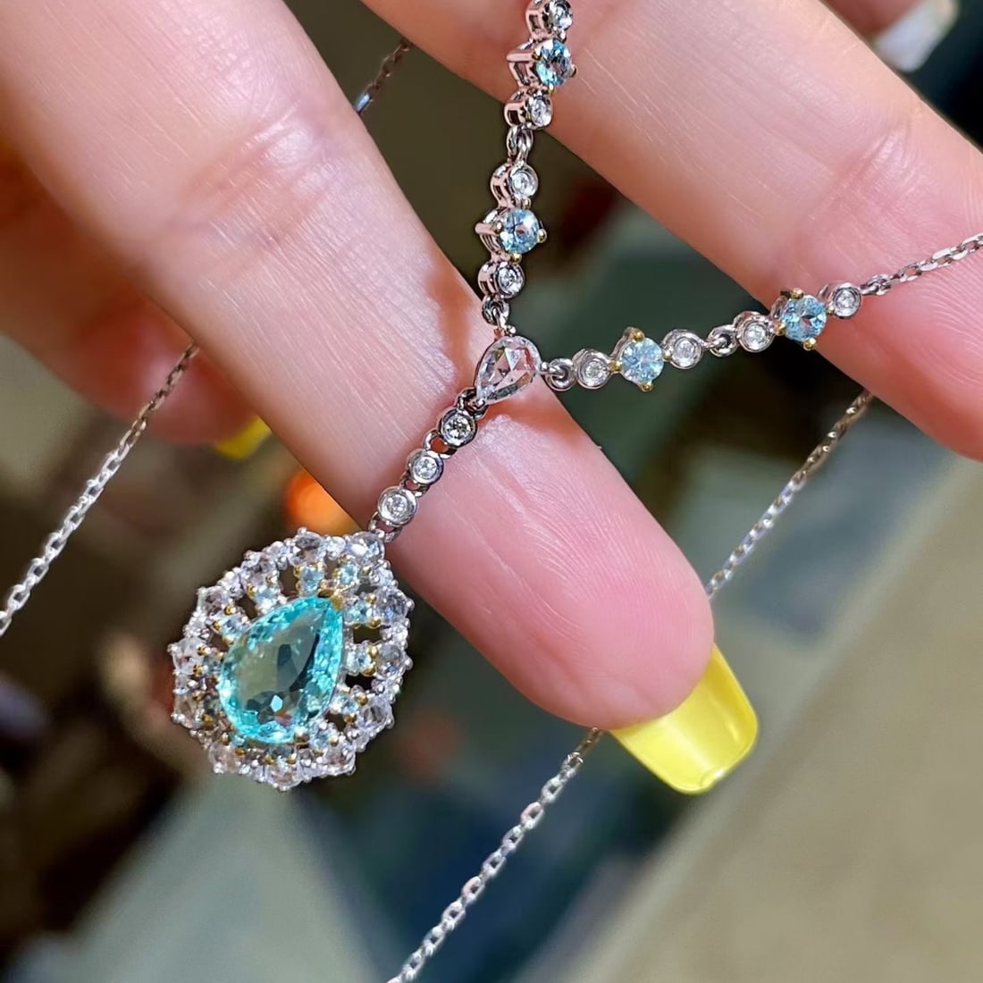14k Gold 1.95 Ctw Natural Paraiba Tourmaline & Diamond Necklace - 3
