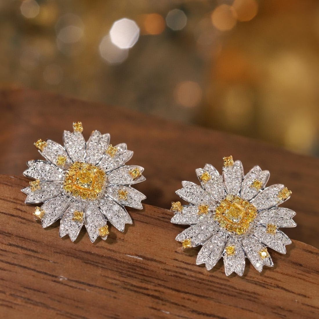 14k Gold 0.90 Ct Natural Color Diamond & Flowers Earrings - 7