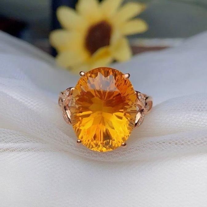14k Gold 9.70 Ct Natural Citrine & Diamond Ring: Ref:231184072 // gold content:14k gold // ring size:7. 25us // // main gemstone:citrine // shape:oval // carat weight:9. 70ct // color:yellow // treatment:natural // // adjacent gemstone 2 : diamond