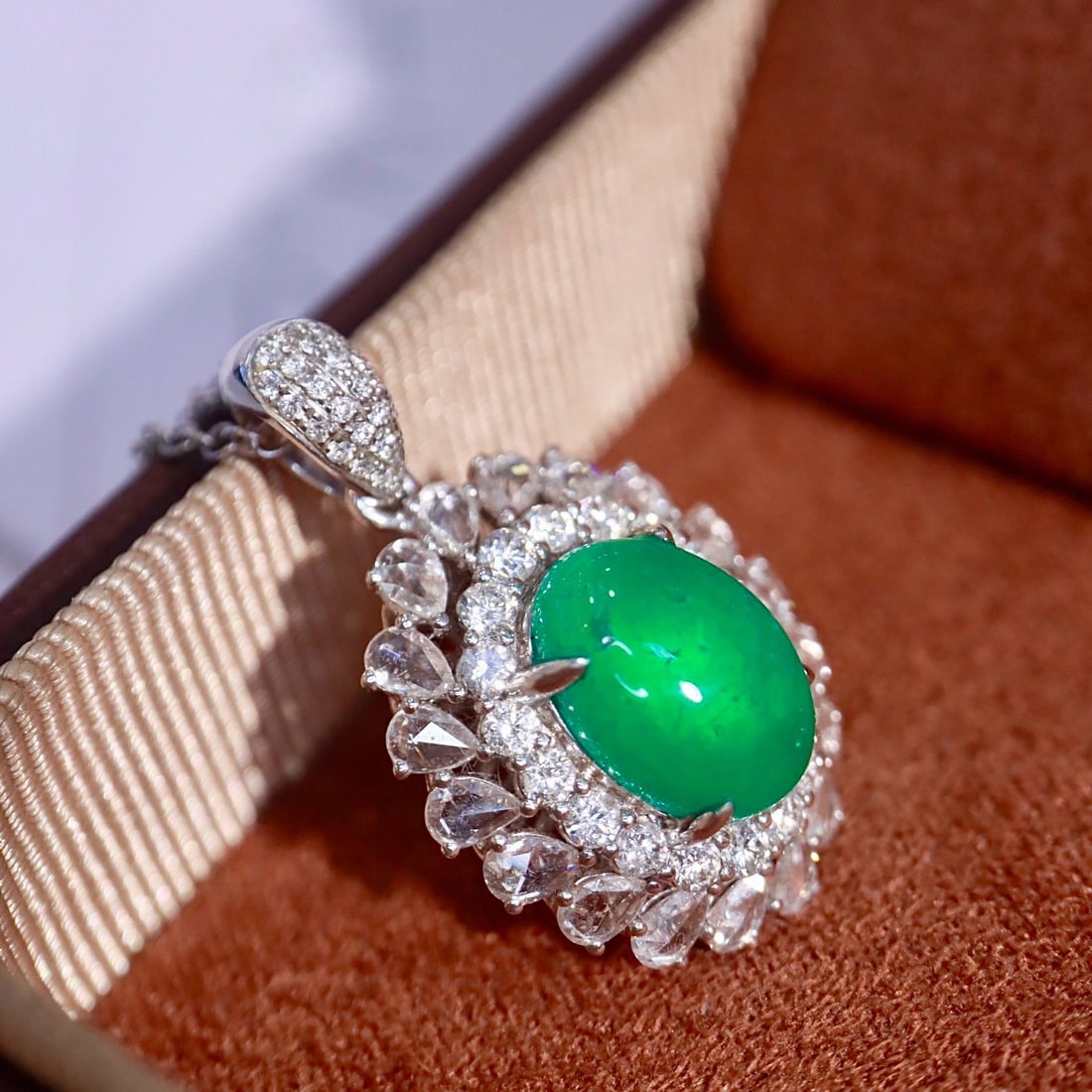 14k Gold 3.20 Ctw Natural Emerald & Diamond Pendant( Without Chain ) - 4