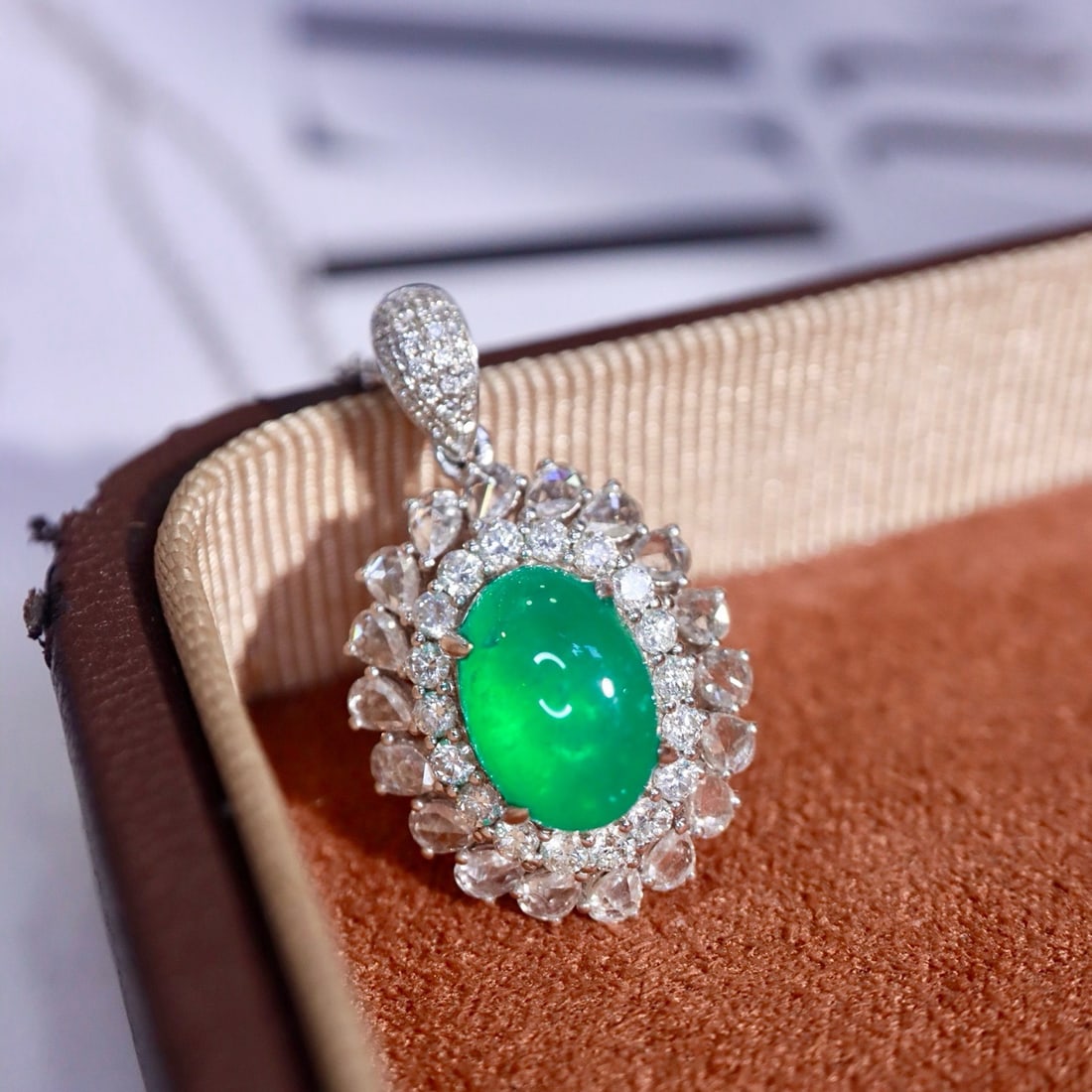 14k Gold 3.20 Ctw Natural Emerald & Diamond Pendant( Without Chain ) - 5