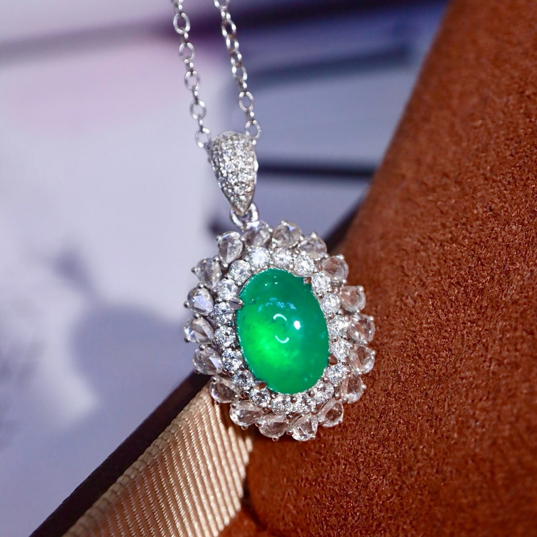 14k Gold 3.20 Ctw Natural Emerald & Diamond Pendant( Without Chain ) - 8