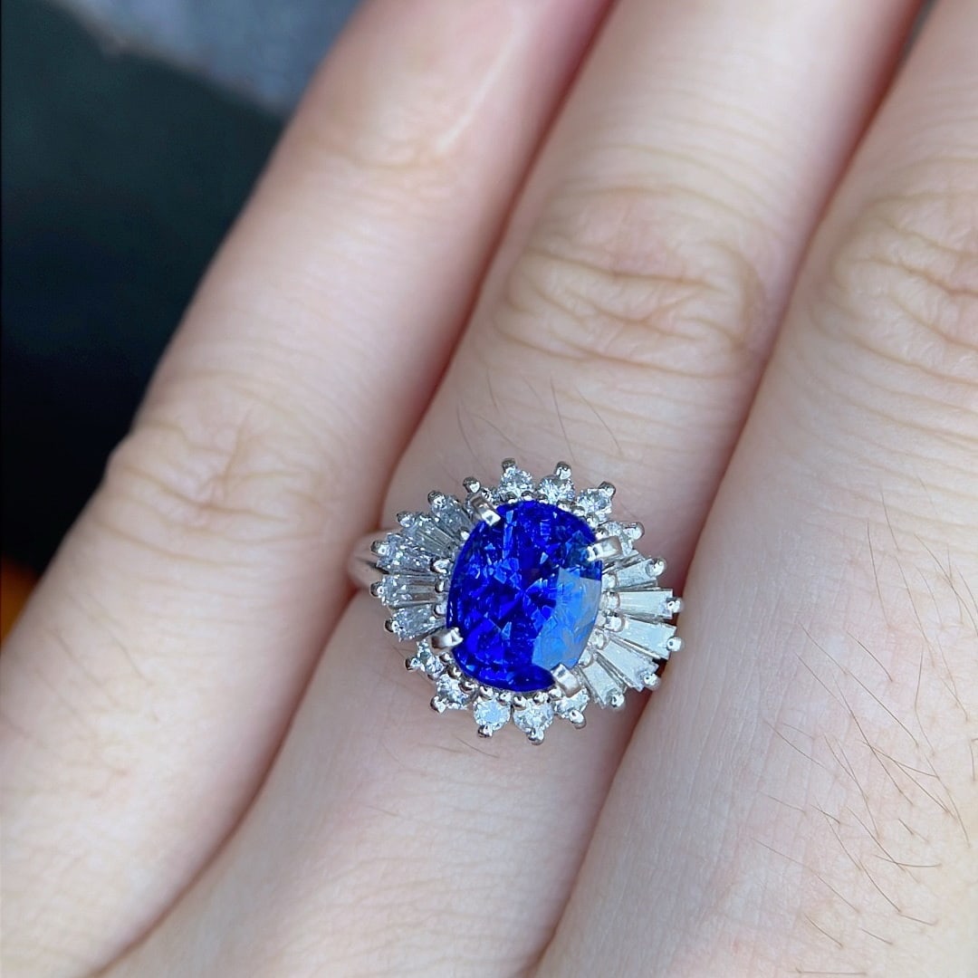 14k Gold 2.80 Ctw Natural Sapphire & Diamond Ring - 6