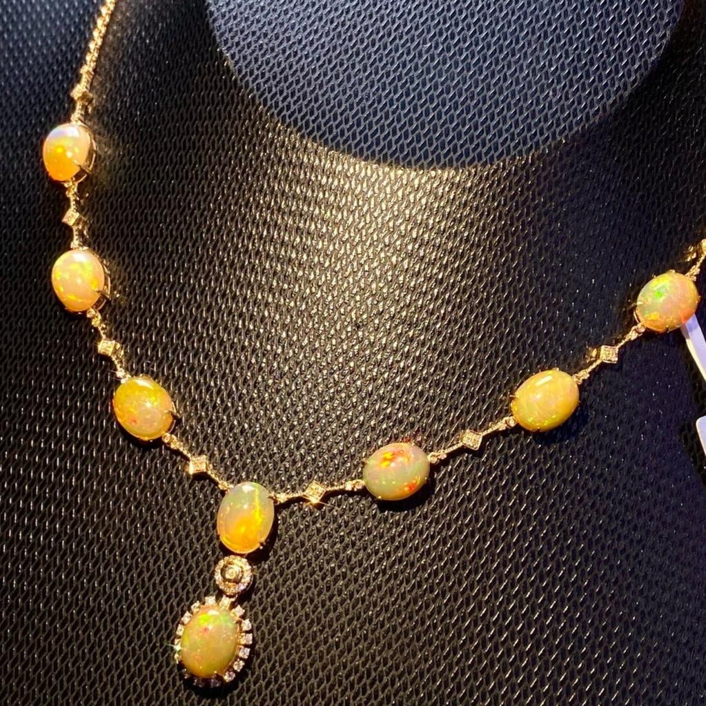 14k Gold 13.25 Ct Natural Opal & Diamond Necklace - 3