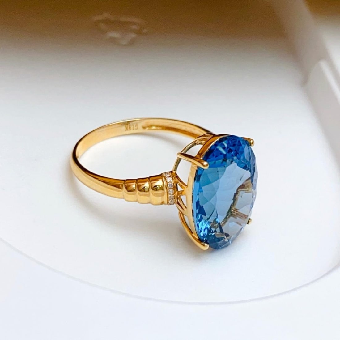 14k Gold 9.30 Ct Natural Topaz & Diamond Ring - 6