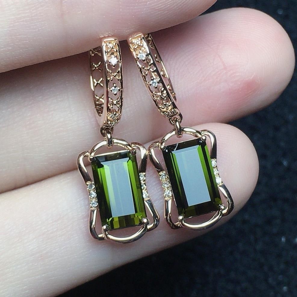 14k Gold 2.98 Ct Natural Tourmaline & Diamond Earrings: Ref:231184111 // gold content:14k gold // main gemstone:tourmaline // shape:octagonal // carat weight:2. 98ct // color:green // treatment:natural // // adjacent gemstone 2 : diamond // number of stone