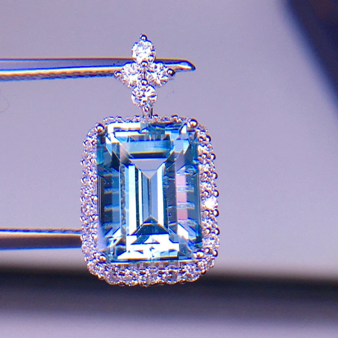 14k Gold 3.1 Ct Natural Aquamarine & Diamond Pendant( Without Chain ) - 3