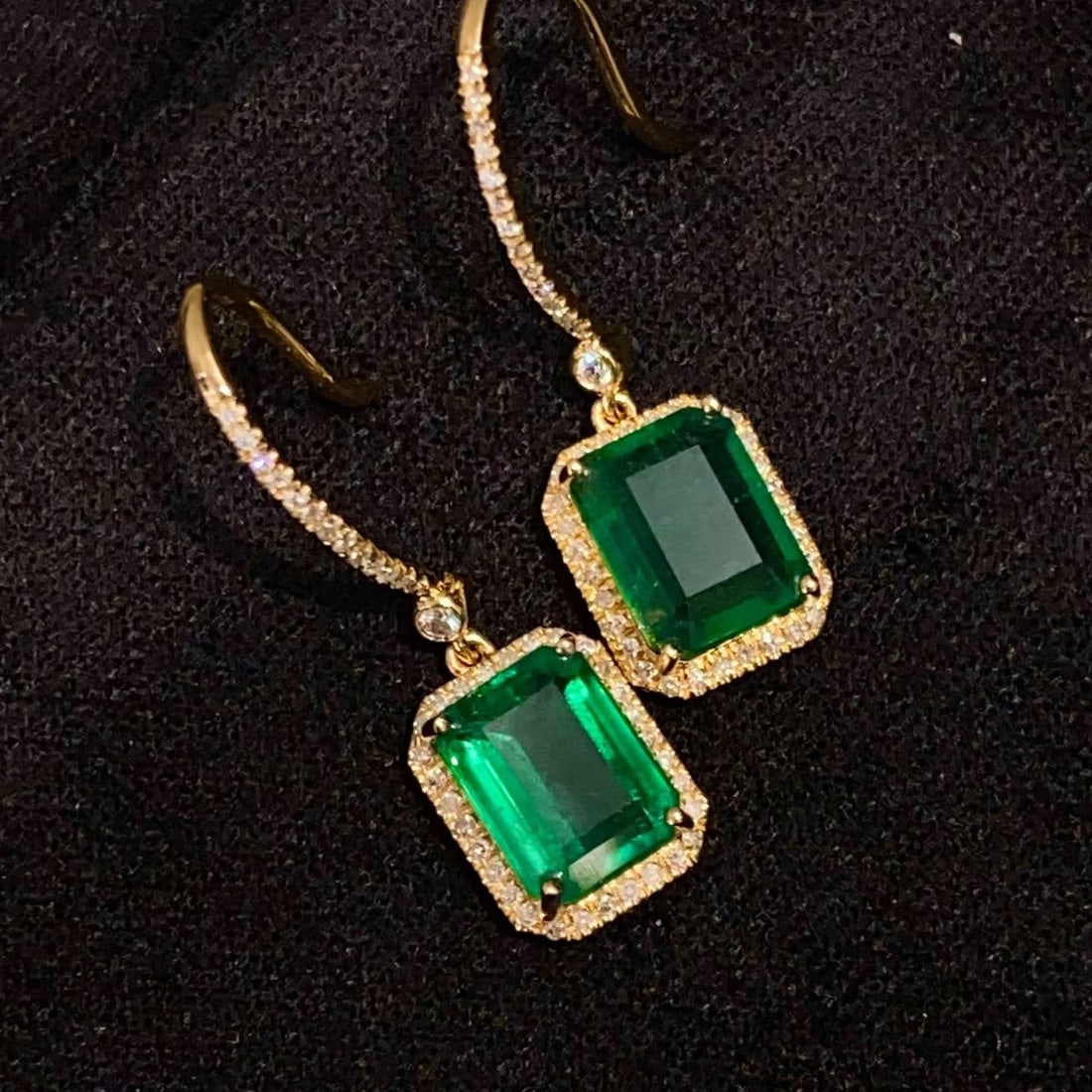 14k Gold 3.4 Ct Natural Emerald & Diamond Earrings - 5