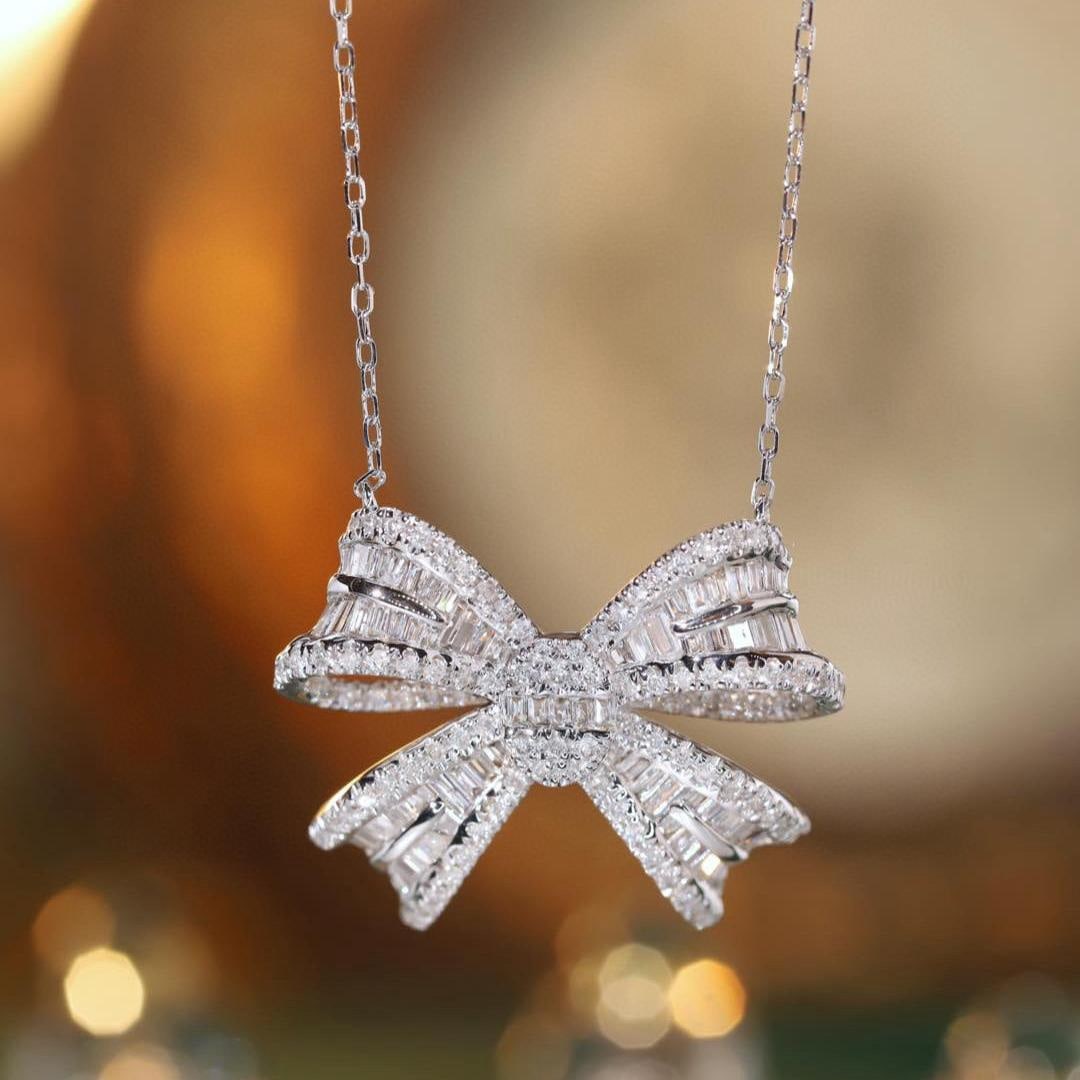 14k Gold 1.00 Ct Natural H Diamond Necklace: Ref:231184142 // gold content:14k gold // main gemstone:diamond // shape:multiple // carat weight:1. 00ct // clarity grade:vs-si // color:h // treatment:natural // Condition: New Low Estimate: