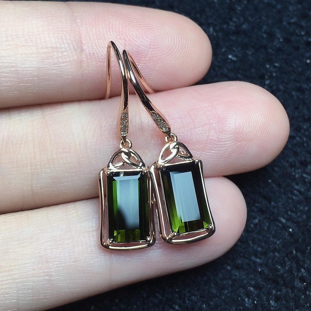 14k Gold 3.76 Ct Natural Tourmaline & Diamond Earrings: Ref:231184171 // gold content:14k gold // main gemstone:tourmaline // shape:octagonal // carat weight:3. 76ct // color:green // treatment:natural // // adjacent gemstone 2 : diamond // number of