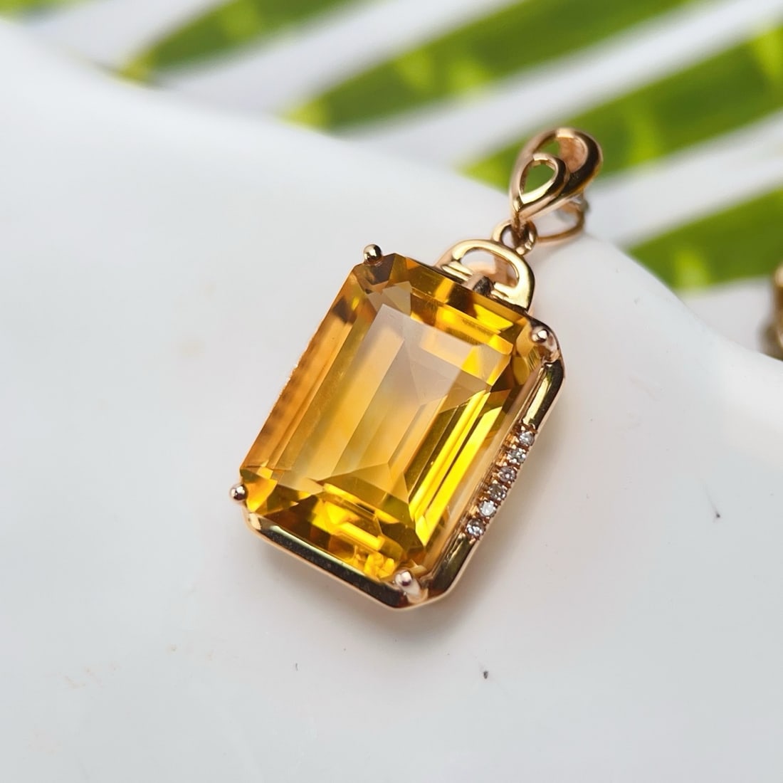 14k Gold 7.18 Ctw Natural Citrine & Diamond Pendant( Without Chain ) - 3
