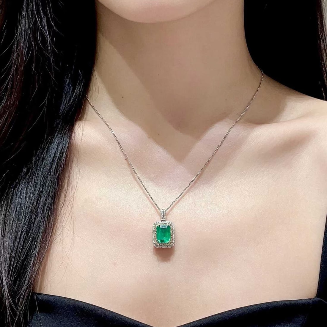 14k Gold 2.1 Ct Natural Emerald & Diamond Pendant( Without Chain ) - 5