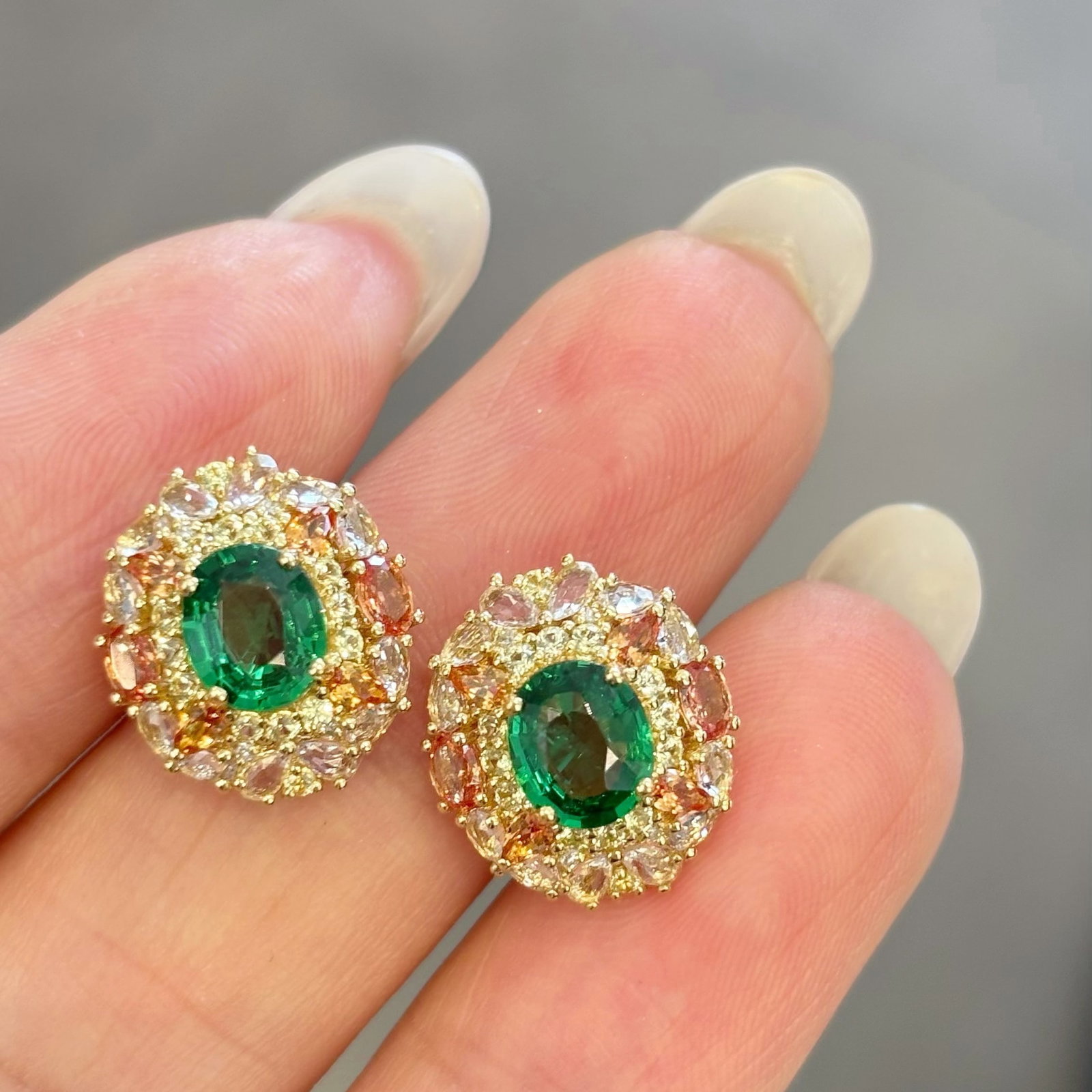 14k Gold 1.5 Ct Natural Tsavorite & Diamond Earrings - 2