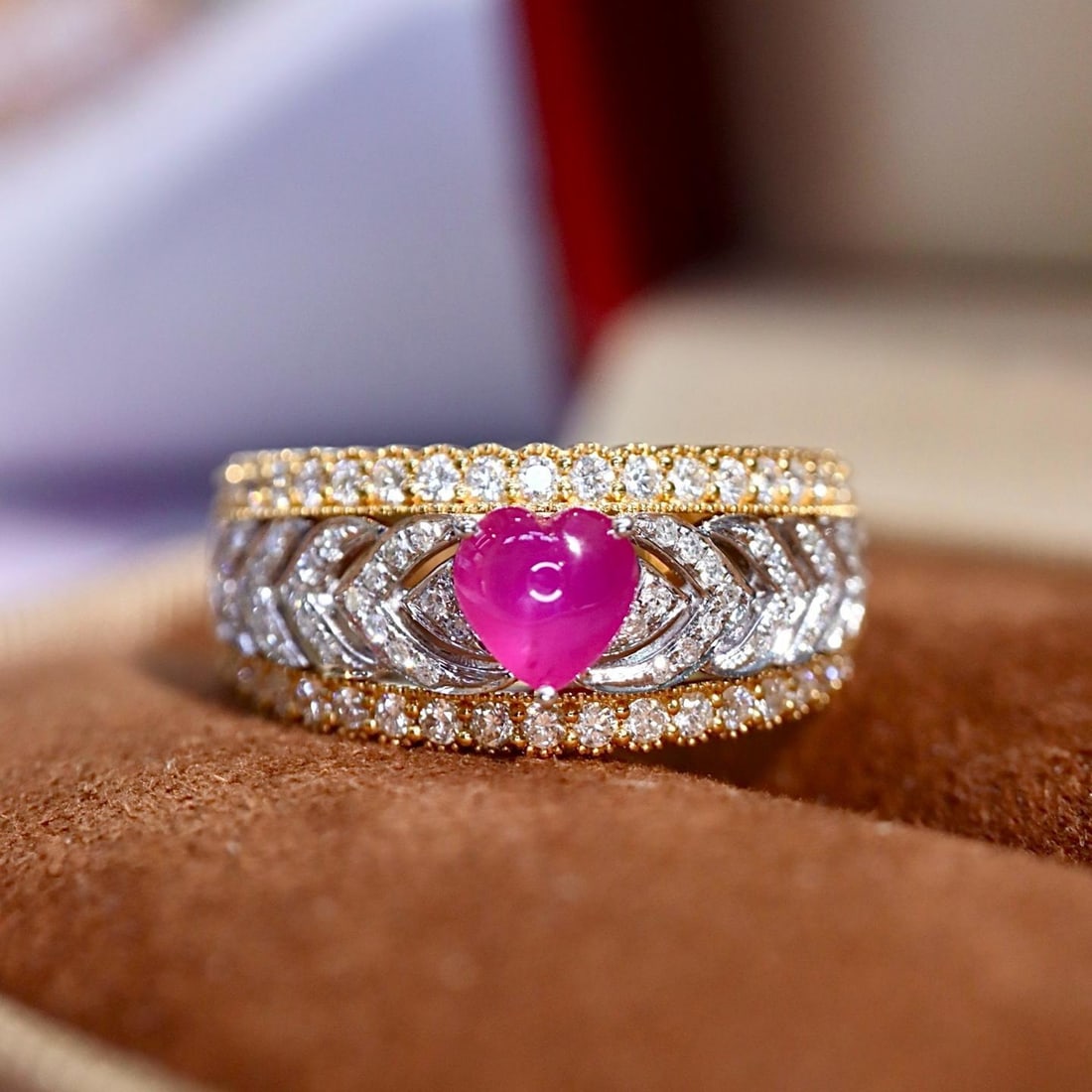 14k Gold 1.09 Ctw Natural Ruby & Diamond Ring: Ref:231184187 // gold content:14k gold // ring size:7. 25us // // main gemstone:ruby // shape:heart // carat weight:0. 55ct // color:red // treatment:natural // // adjacent gemstone 2 : diamond // sha