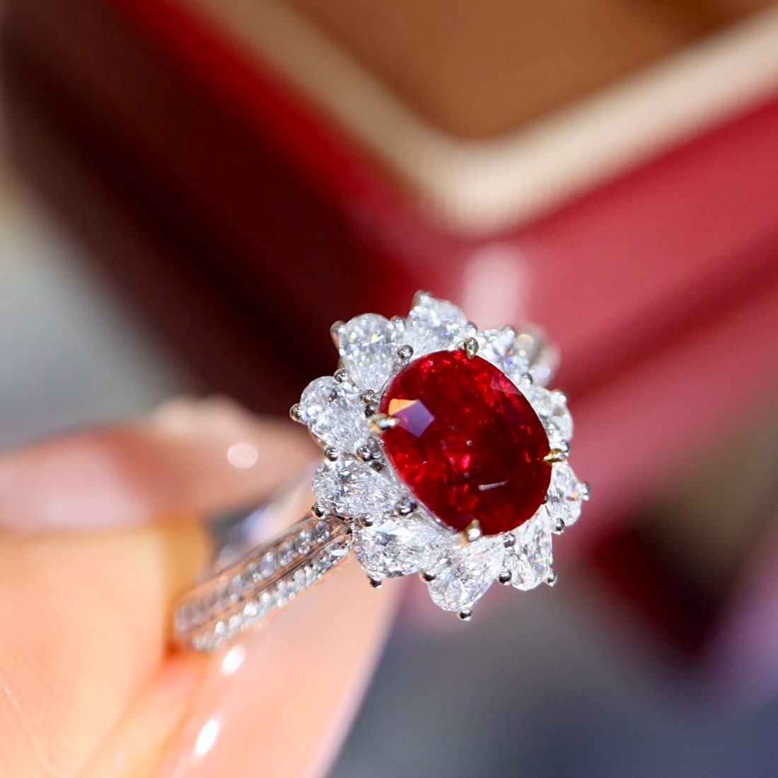 14k Gold 1.80 Ctw Vivid Red Natural Ruby & Diamond Ring - 8