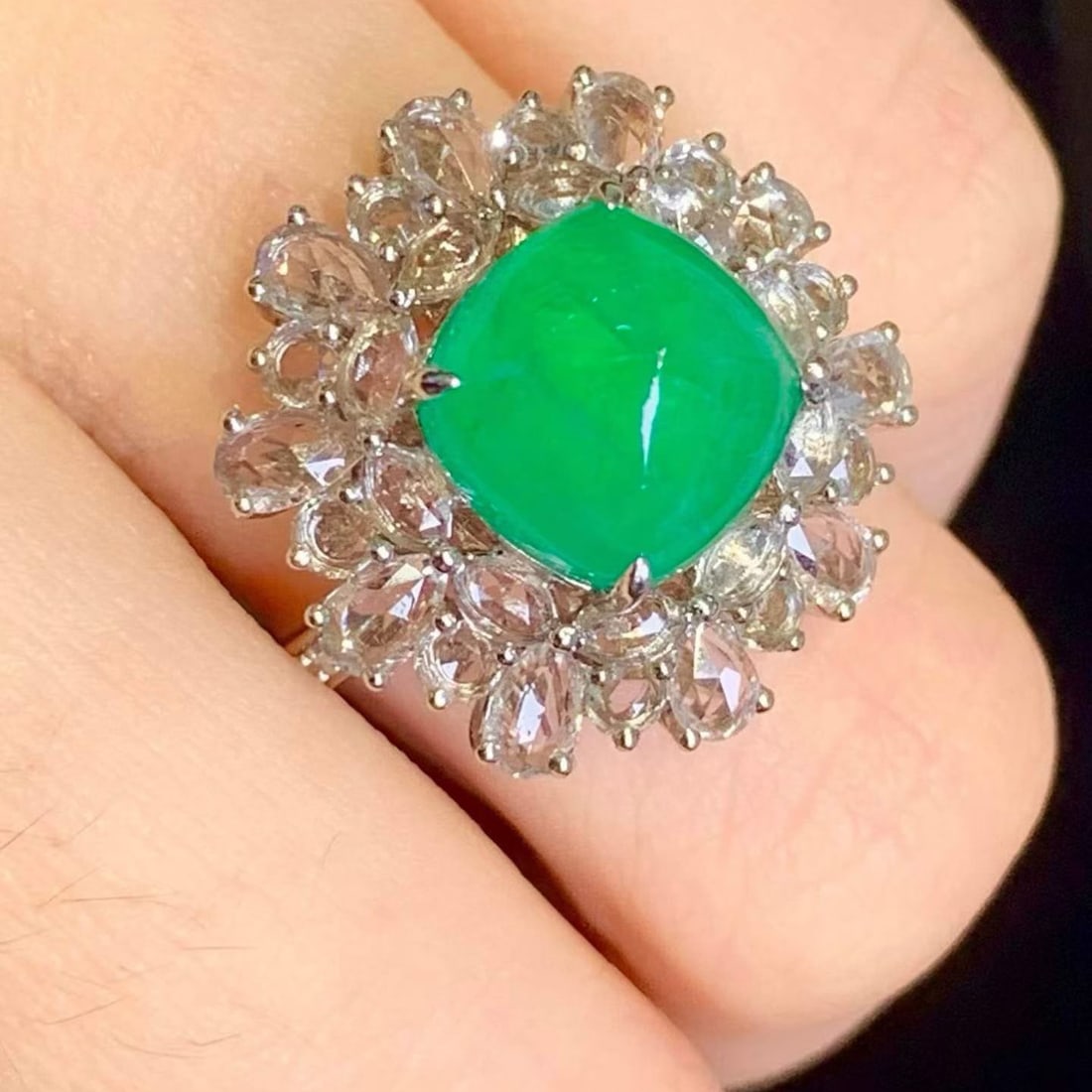 14k Gold 3.85 Ct Natural Emerald & Diamond Ring - 5