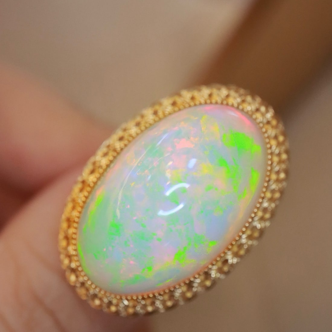 14k Gold 14.03 Ct Natural Opal Ring - 4