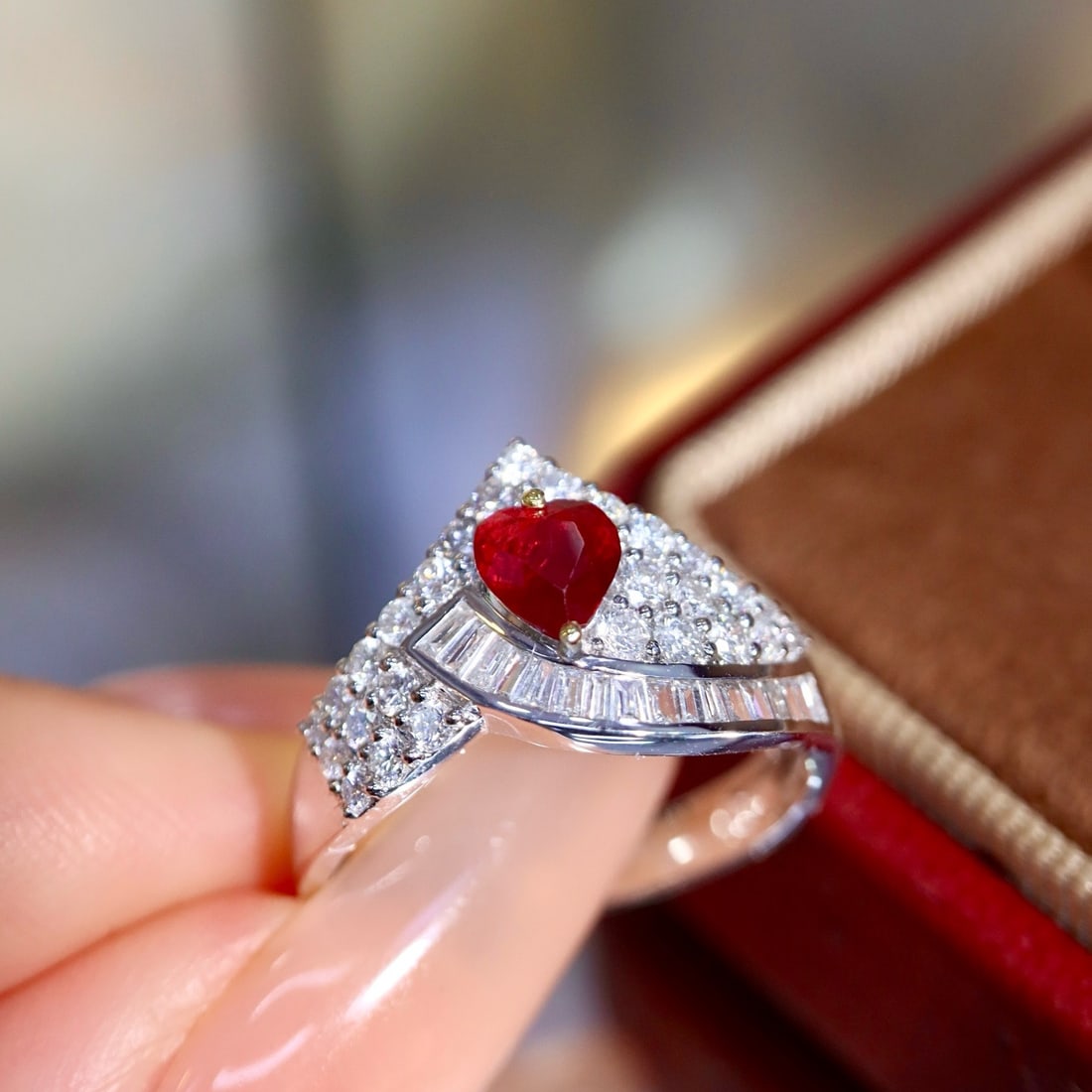 14k Gold 1.08 Ctw Natural Ruby & Diamond Ring - 3