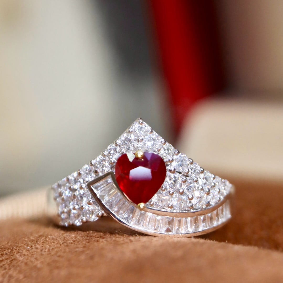 14k Gold 1.08 Ctw Natural Ruby & Diamond Ring - 4