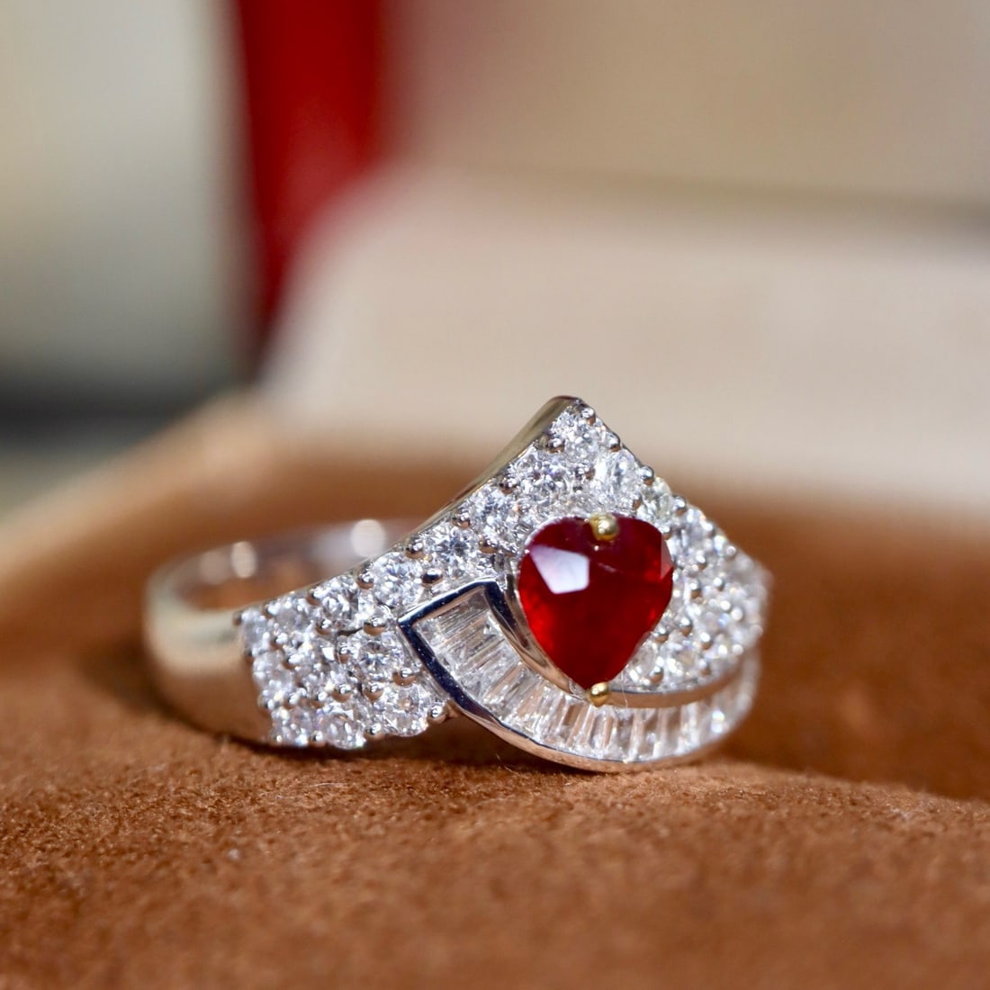 14k Gold 1.08 Ctw Natural Ruby & Diamond Ring - 5