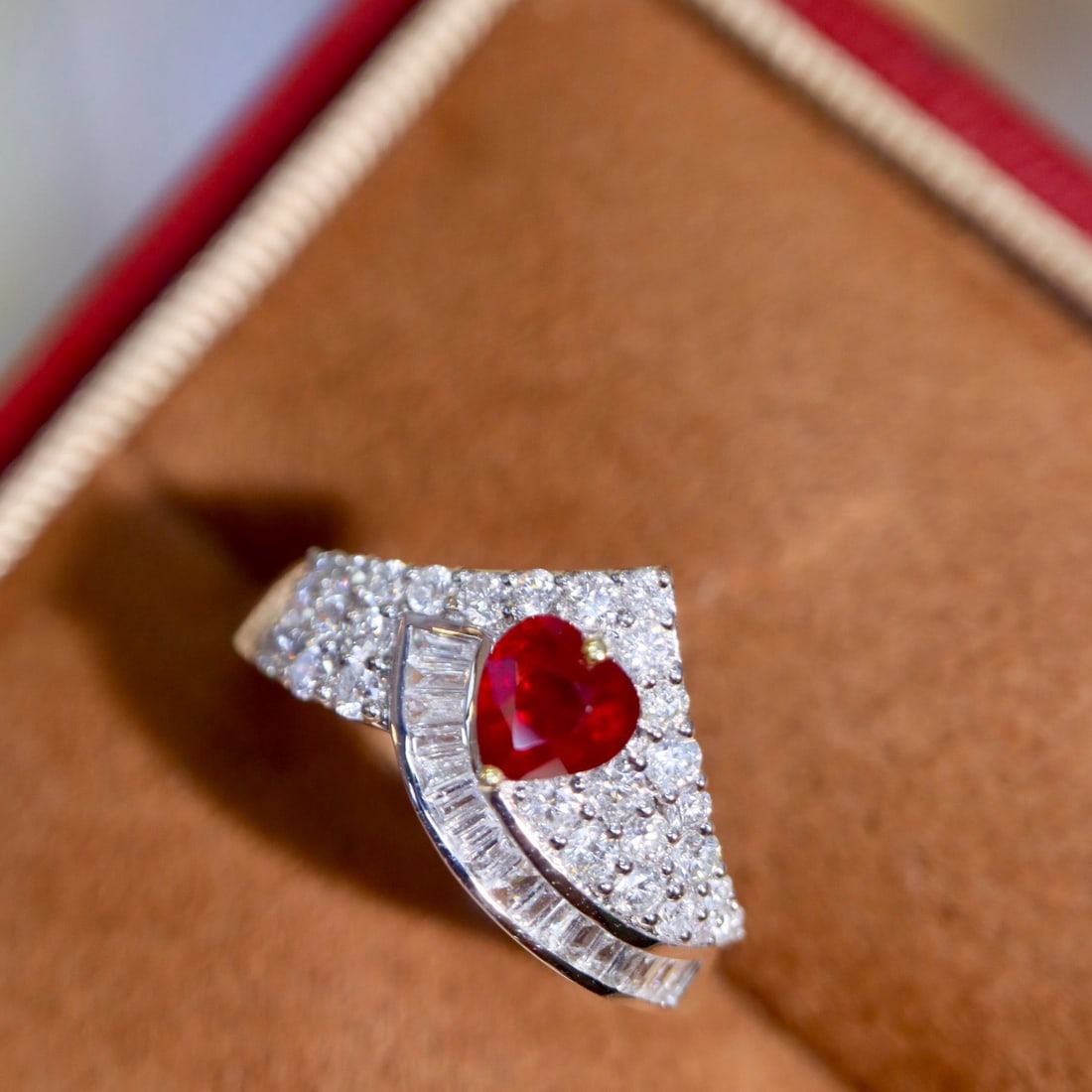 14k Gold 1.08 Ctw Natural Ruby & Diamond Ring - 6