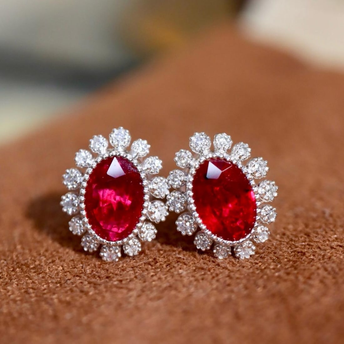 14k Gold 0.95 Ctw Natural Ruby & Diamond Earrings: Ref:231184264 // gold content:14k gold // main gemstone:ruby // shape:oval // carat weight:0. 87ct // color:pigeonblood red // treatment:natural // // adjacent gemstone 2 : diamond // shape:round //