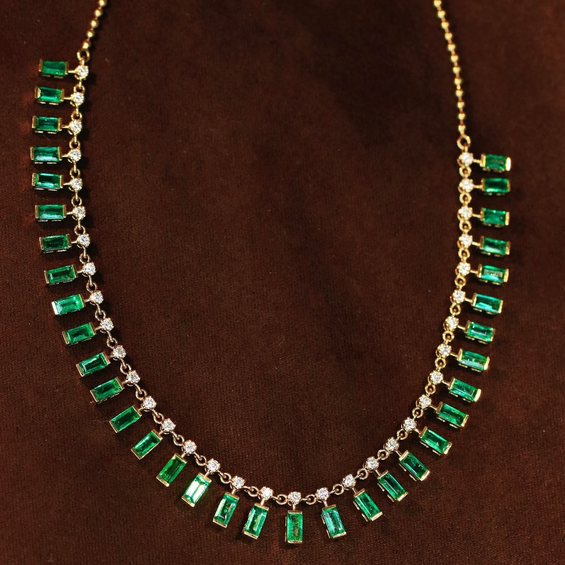 14k Gold 2.61 Ctw Natural Emerald & Diamond Necklace - 3