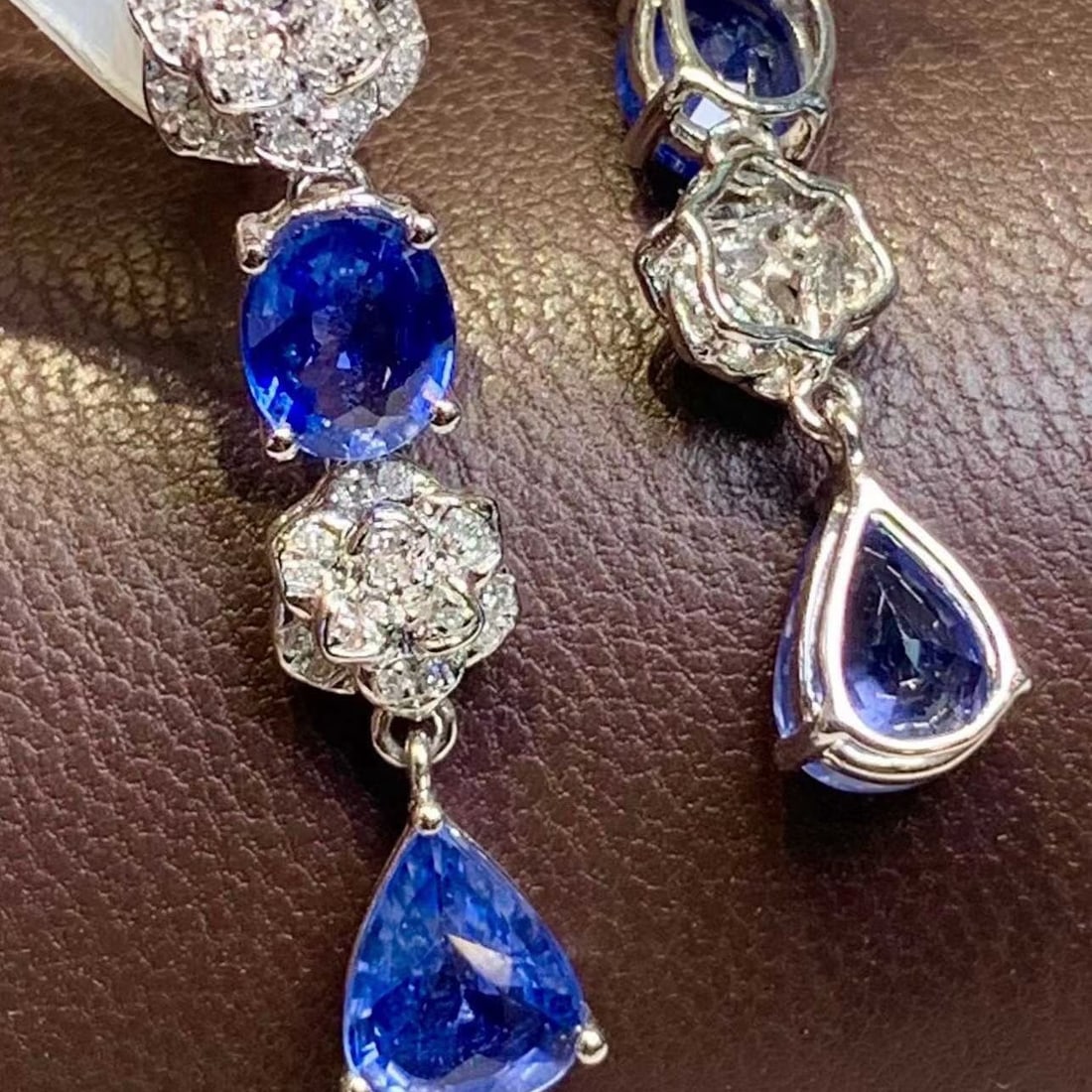 14k Gold 3.5 Ct Natural Sapphire & Diamond Earrings - 2