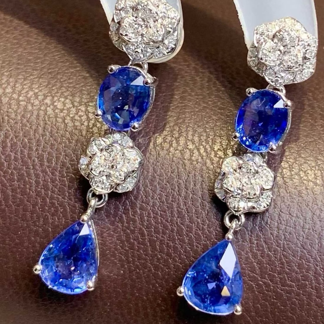 14k Gold 3.5 Ct Natural Sapphire & Diamond Earrings - 4