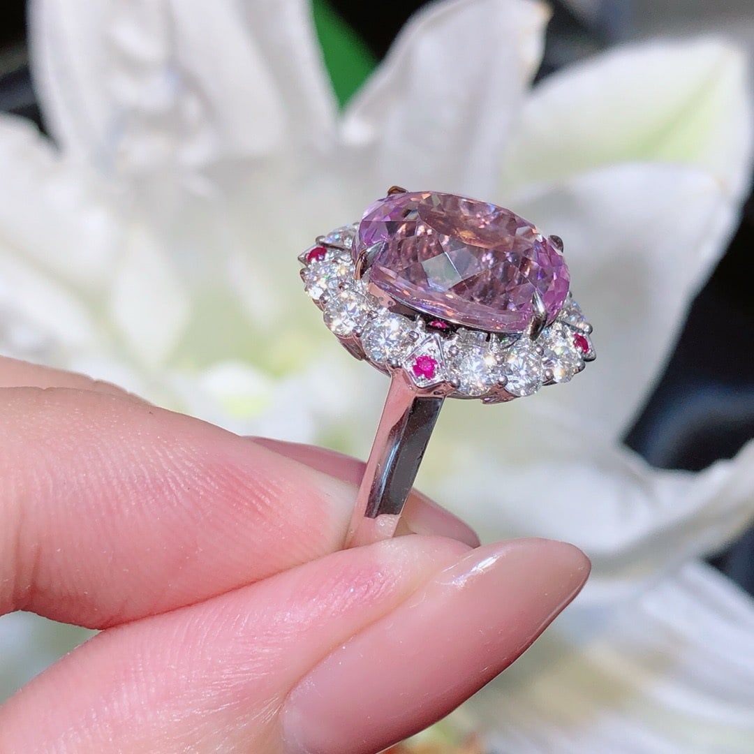 14k Gold 7.7 Ct Natural Kunzite & Diamond Ring - 3