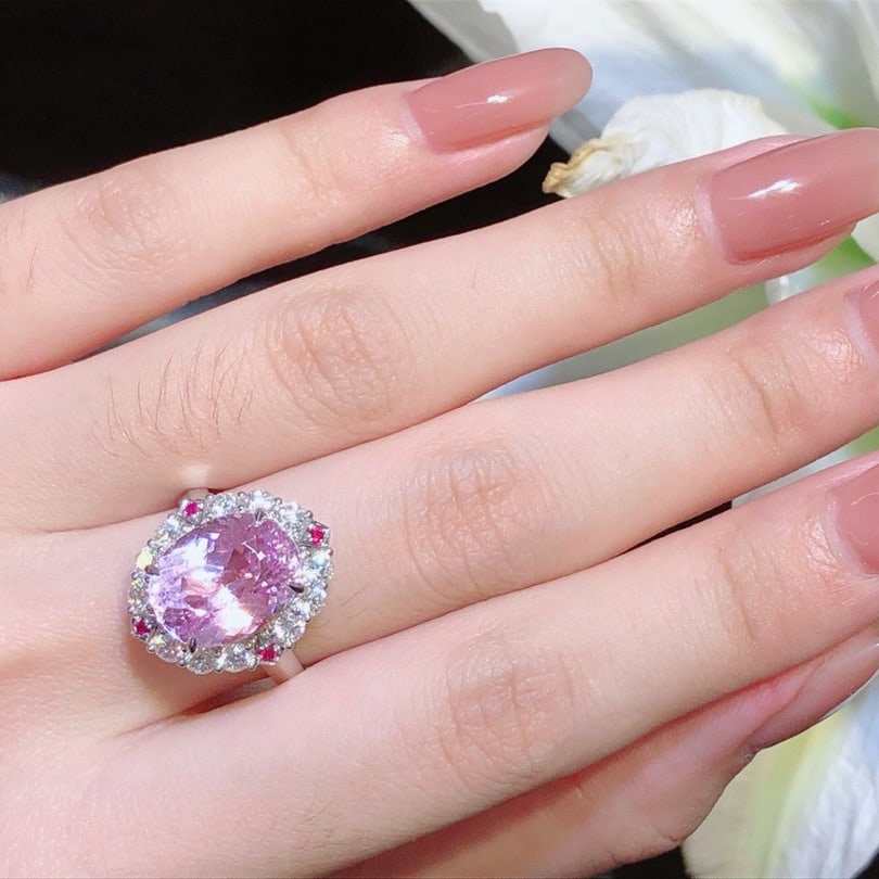 14k Gold 7.7 Ct Natural Kunzite & Diamond Ring - 4