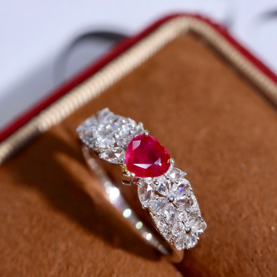 14k Gold 1.14 Ctw Natural Ruby & Diamond Ring - 4