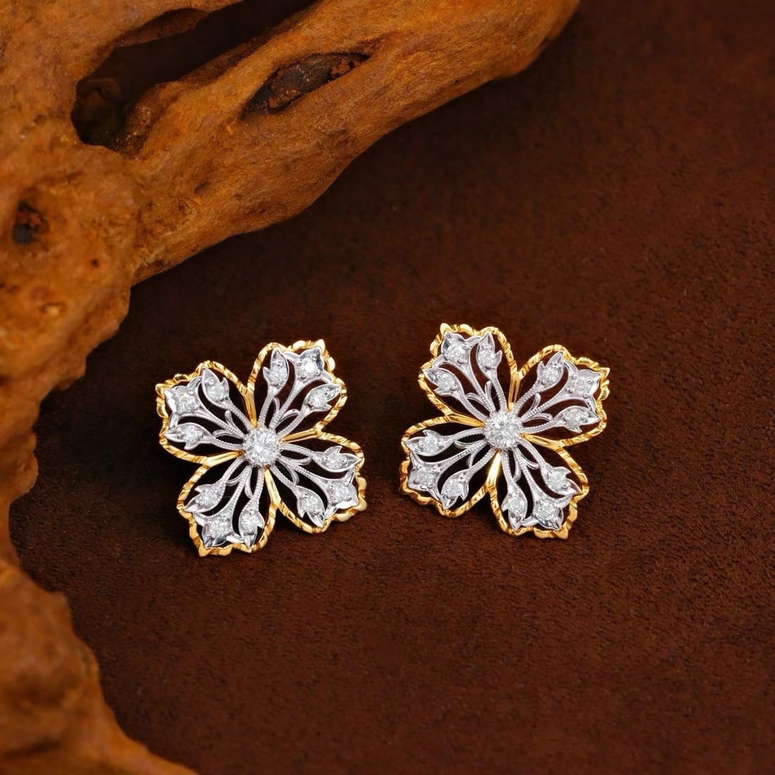 14k Gold 0.54 Ct Natural H Diamond Earrings: Ref:231184325 // gold content:14k gold // main gemstone:diamond // shape:round // carat weight:0. 54ct // clarity grade:vs-si // color:h // treatment:natural // cut grade:g // Condition: New Low