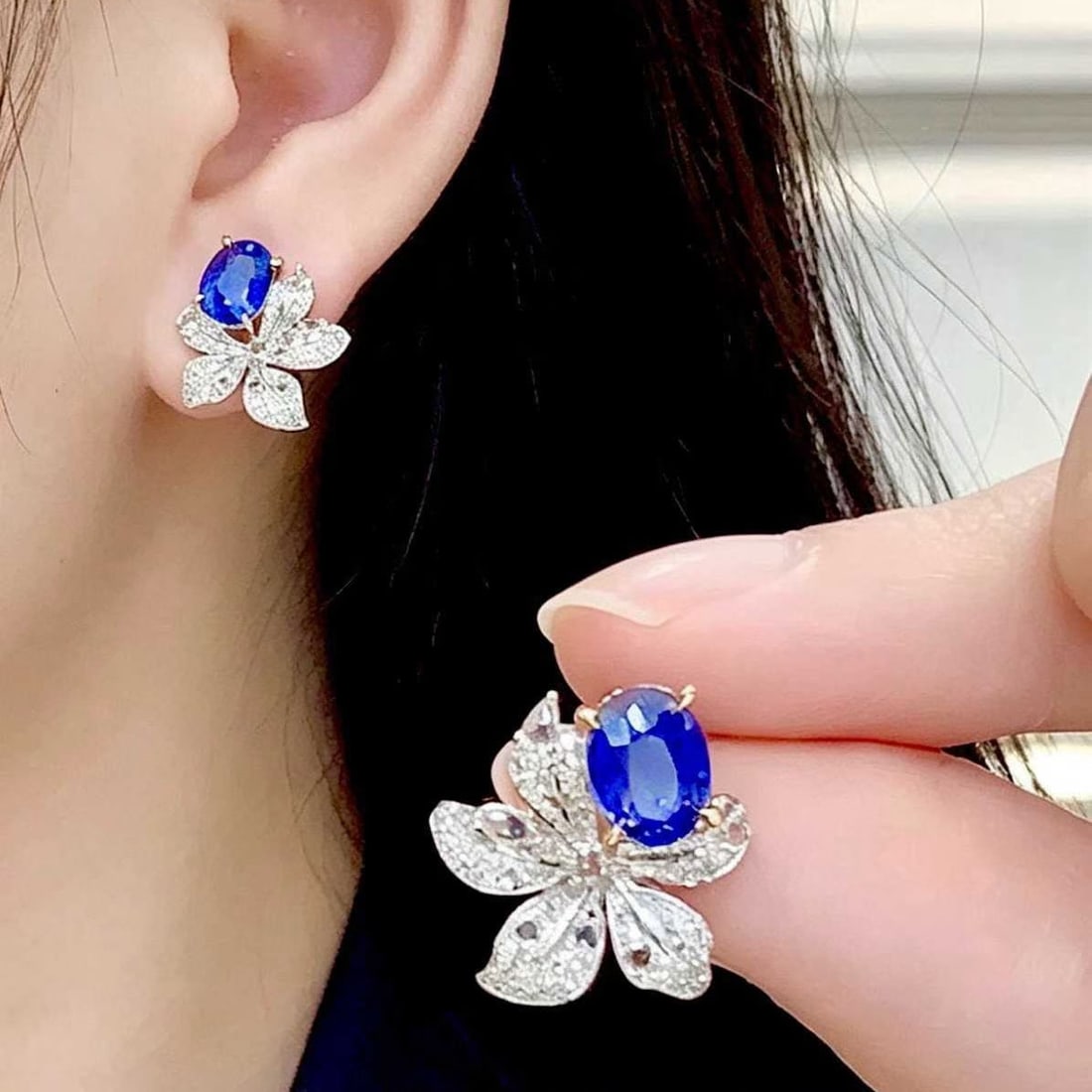 14k Gold 2.5 Ct Natural Sapphire & Diamond & Sapphire Earrings - 4