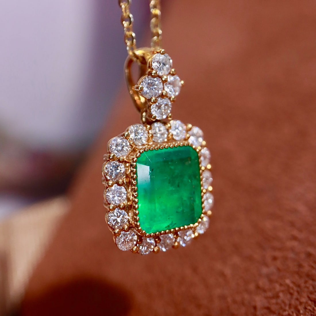 14k Gold 2.00 Ctw Natural Emerald & Diamond Pendant( Without Chain ) - 5