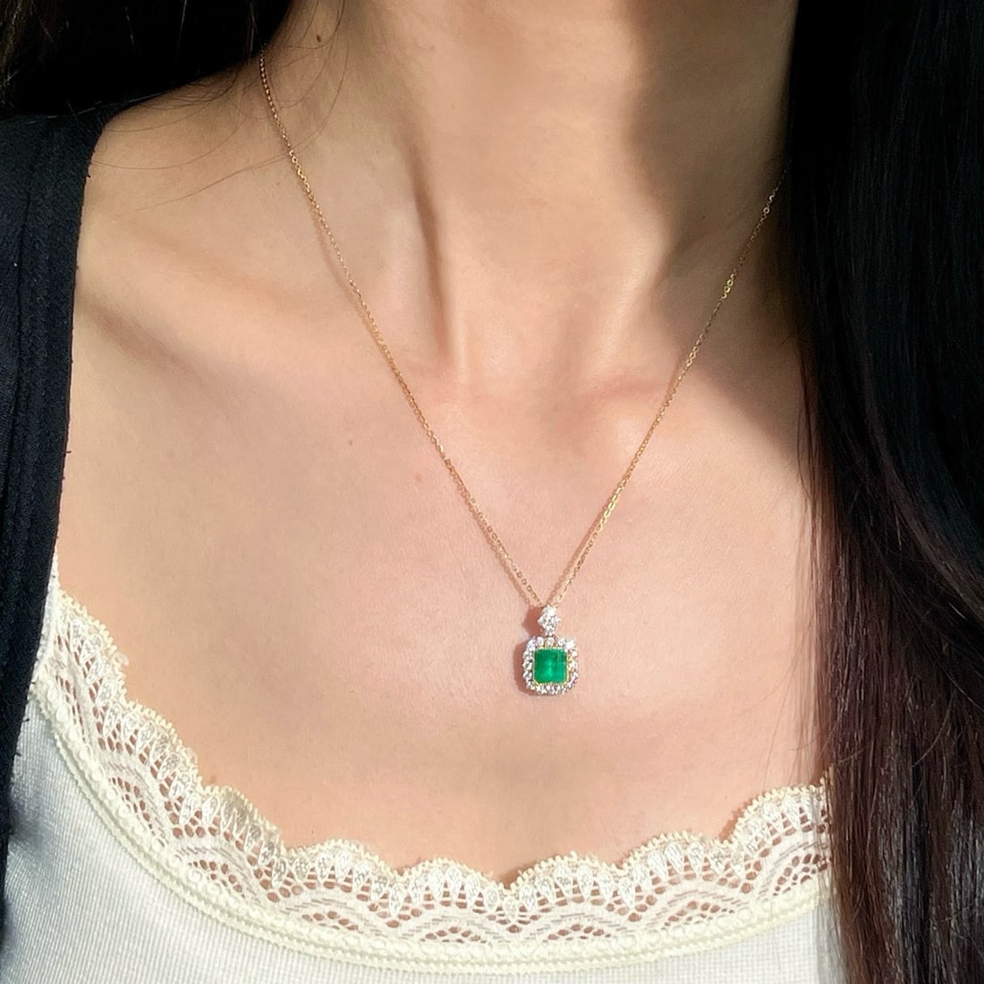 14k Gold 2.00 Ctw Natural Emerald & Diamond Pendant( Without Chain ) - 8