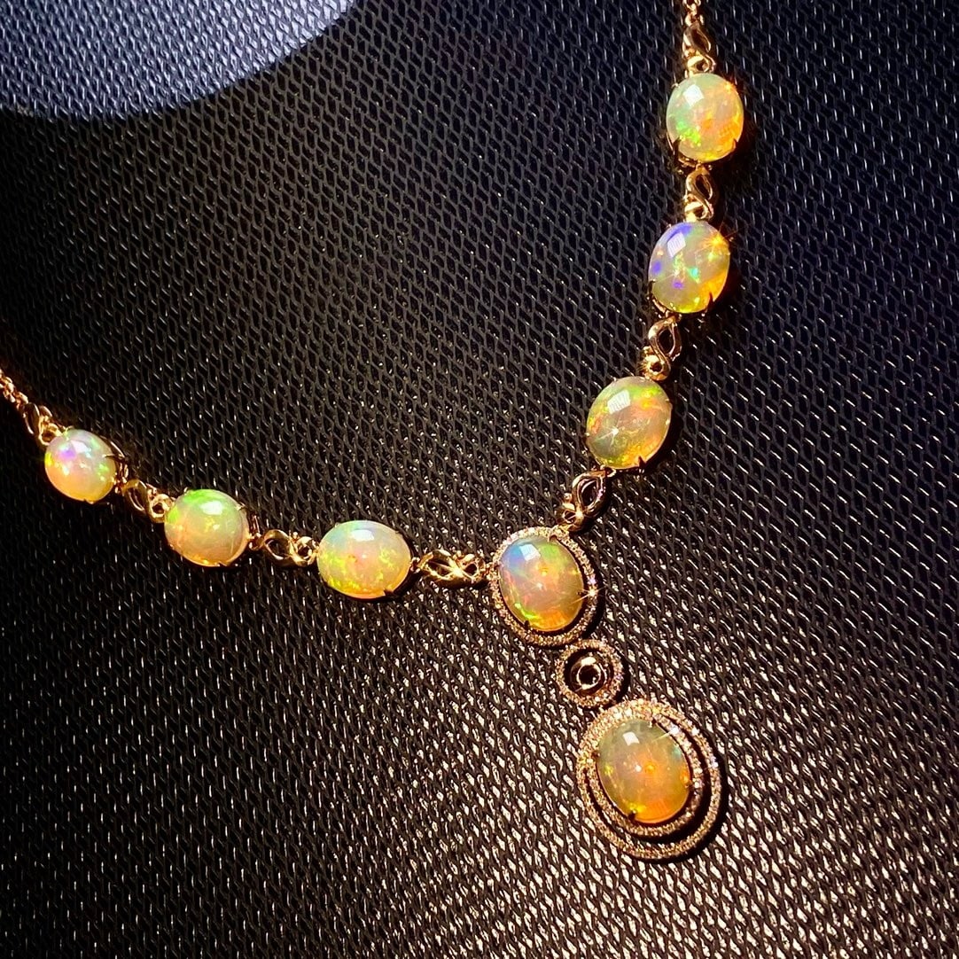 14k Gold 13.25 Ct Natural Opal & Diamond Necklace - 2