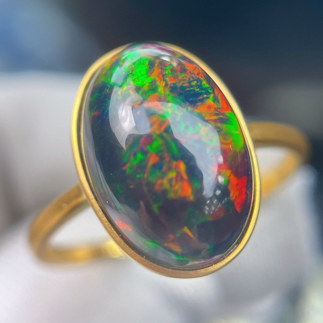 14k Gold 3.88 Ct Natural Opal Ring - 6