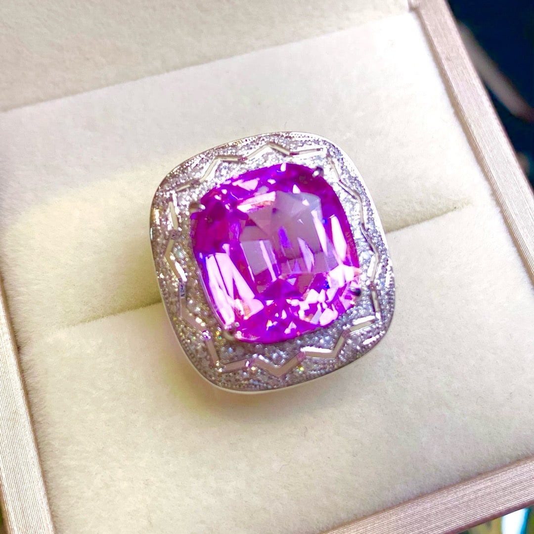 14k Gold 16.35 Ct Natural Kunzite & Diamond Ring - 3