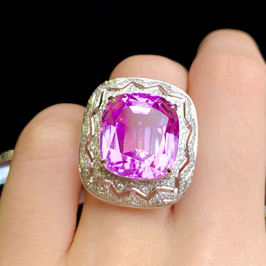 14k Gold 16.35 Ct Natural Kunzite & Diamond Ring - 4