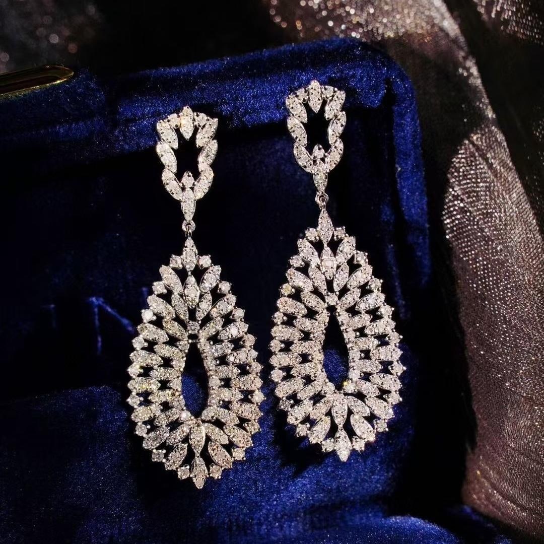 14k Gold 1.2 Ct Natural H Diamond Earrings: Ref:231185004 // gold content:14k gold // main gemstone:diamond // shape:round // carat weight:1. 2ct // clarity grade:vs-si // color:h // treatment:natural // cut grade:g // Condition: New Low